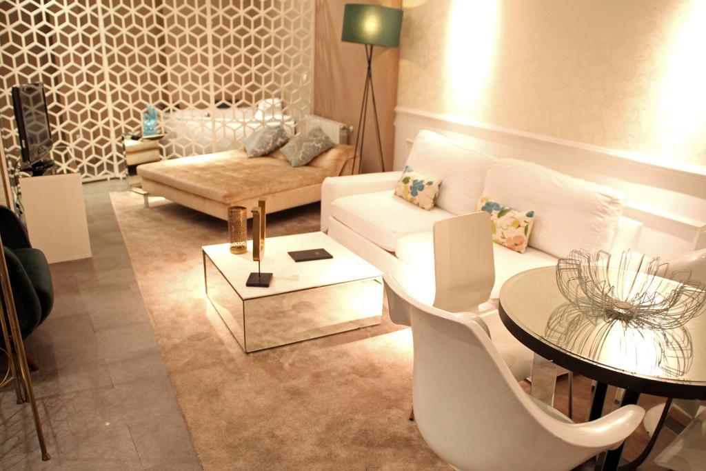 Madrid Central Gran Via Suites Kamer foto