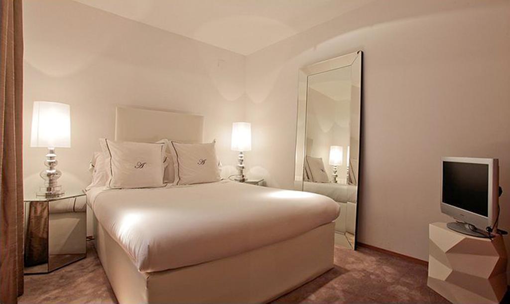 Madrid Central Gran Via Suites Kamer foto