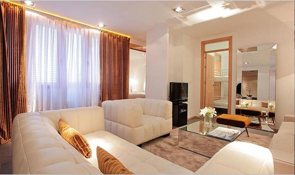 Madrid Central Gran Via Suites Kamer foto