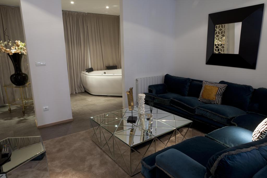 Madrid Central Gran Via Suites Buitenkant foto